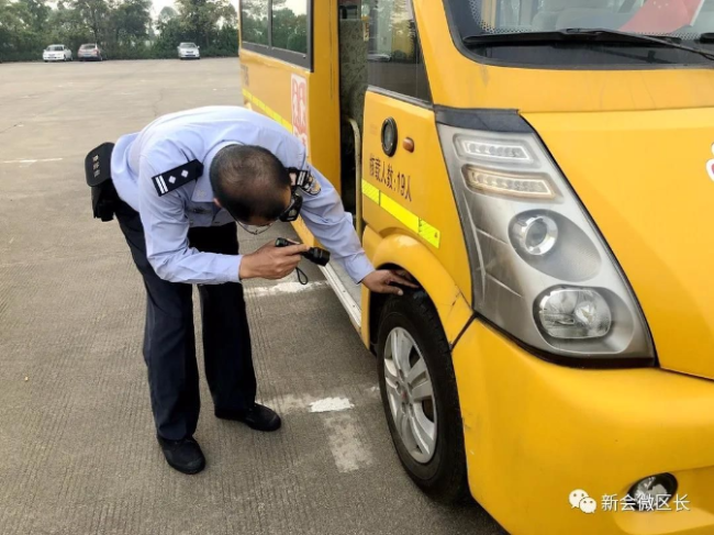 我區開展2020年春季學期校車安全檢查