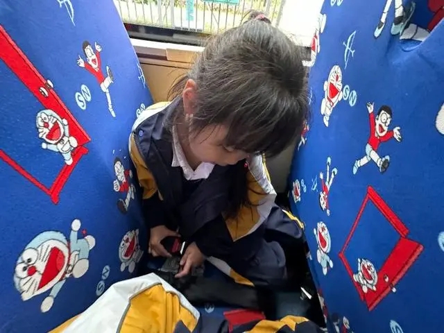 校車著火了可怎么辦？這家幼兒園進行了安全應急演練