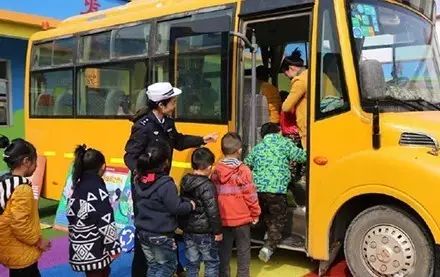 校車乘坐指南，請務必收下！