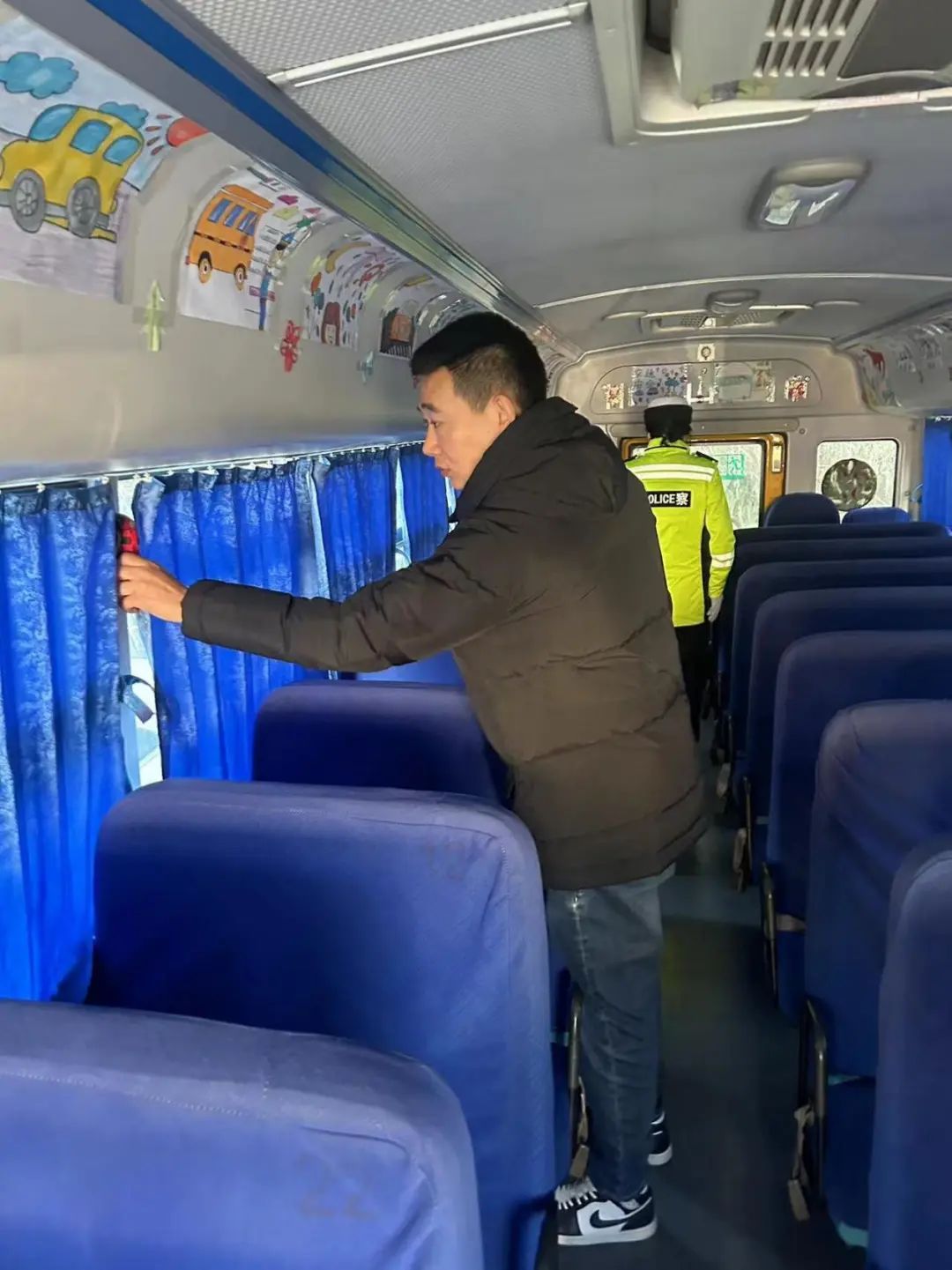 【交通信息】強化校車假期安全管理，守護學生出行安全