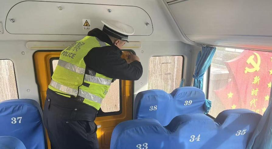 文明交通 攜手共創(chuàng) | 嚴把校車安全關 守護學生平安路