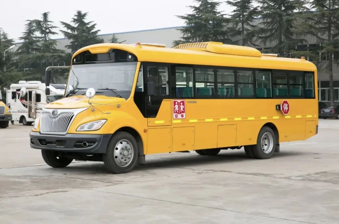 玉泉區(qū)第三幼兒園昭君分園有校車?yán)玻。? border=