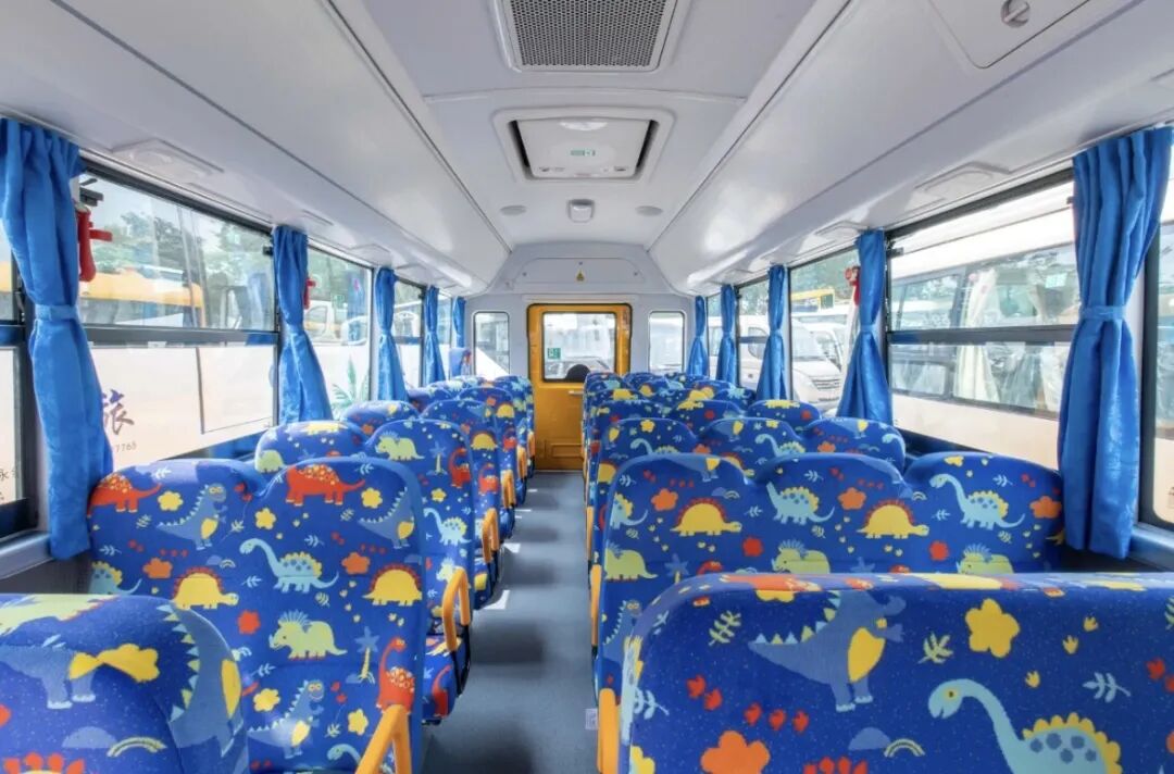 玉泉區(qū)第三幼兒園昭君分園有校車?yán)玻。? border=