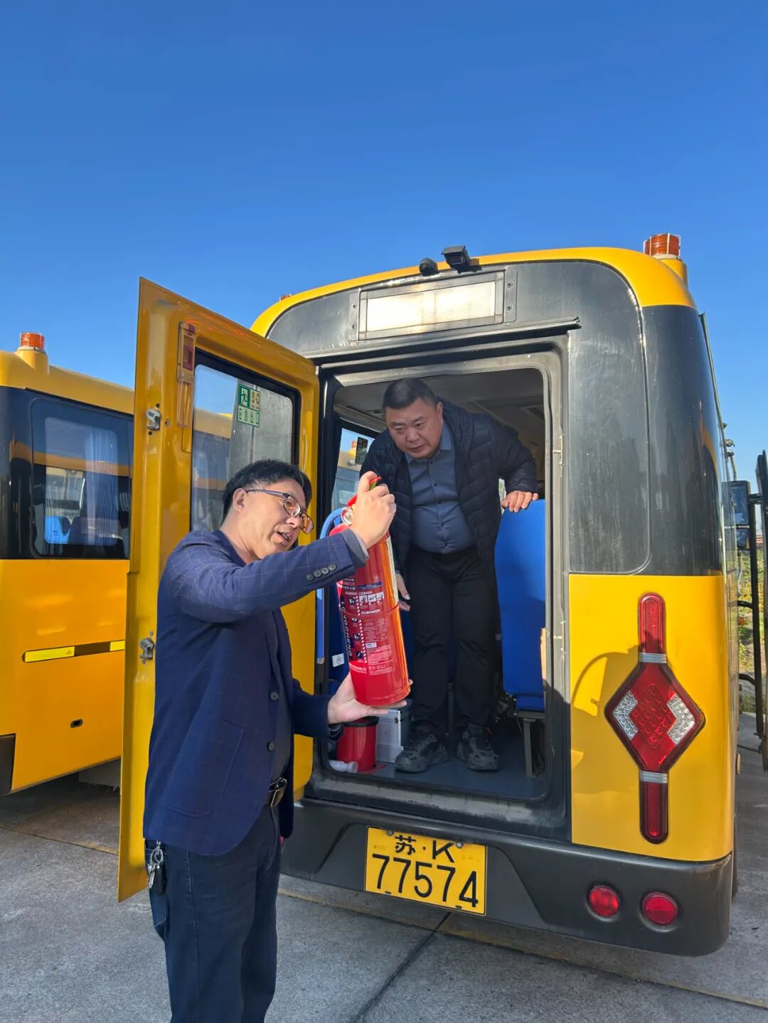 排查設(shè)施除隱患 優(yōu)化路線保平安|宗村小學(xué)開展校車安全隱患排查