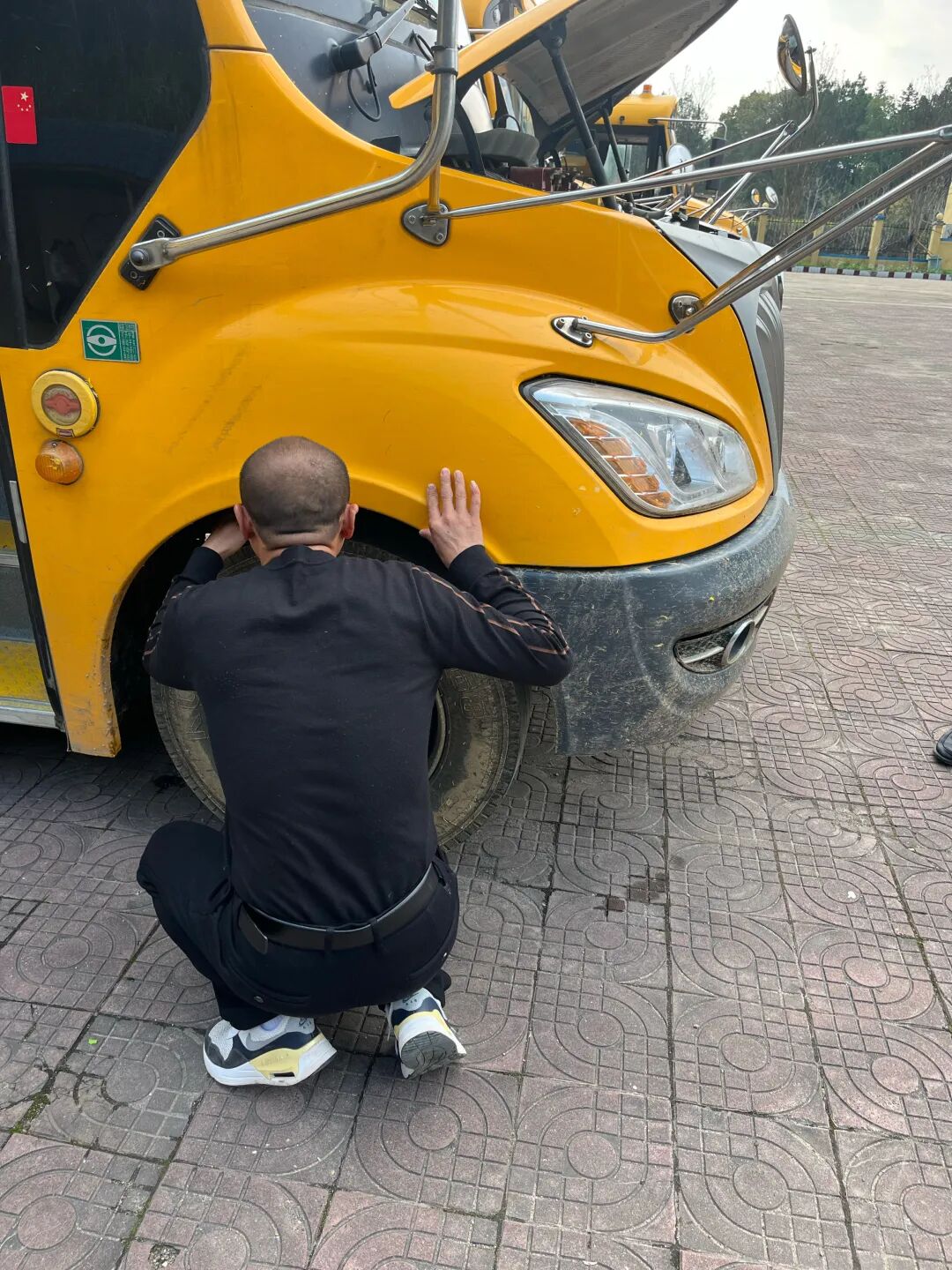 為愛護(hù)航 校車安全伴我行 | 2026年雛飛小學(xué)校車安全演練 為愛護(hù)航 校車安全伴我行 | 2026年雛飛小學(xué)校車安全演練