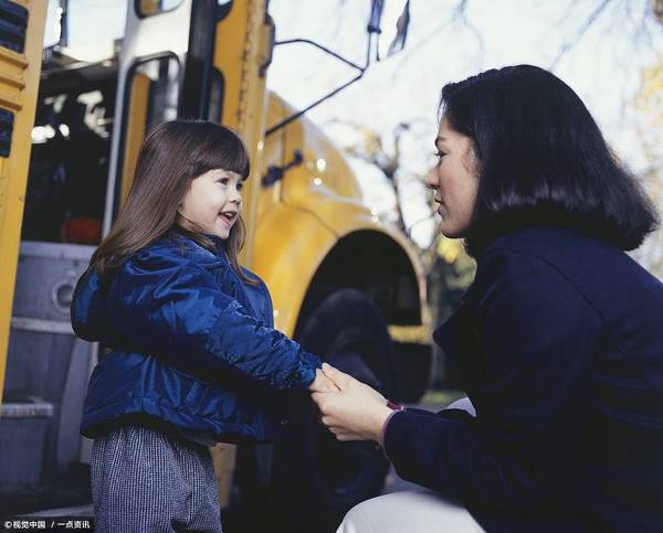 校車內(nèi)須配備哪些安全設(shè)備？