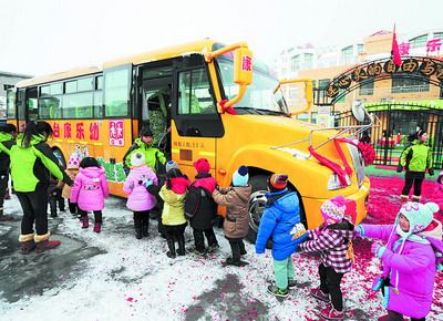 校車可在公交專用道行駛