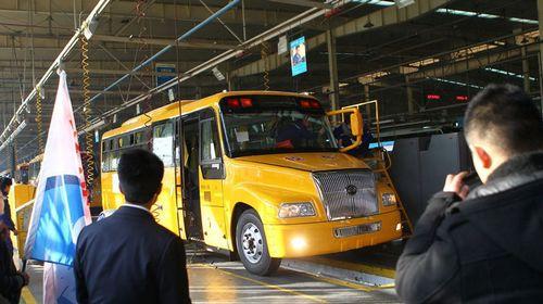 探秘中國“最牛”校車生產基地（圖）
