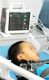 成都客車側(cè)翻后續(xù)報(bào)道：37人入院治療6人重傷（圖）