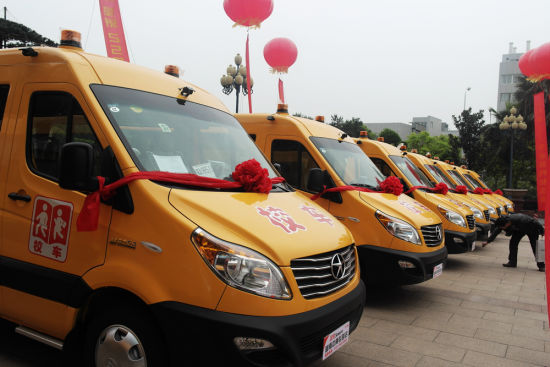 江淮星銳百臺校車訂單“落戶”湖南瀏陽