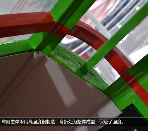 一切為了學(xué)生安全 東風(fēng)長頭校車全解析