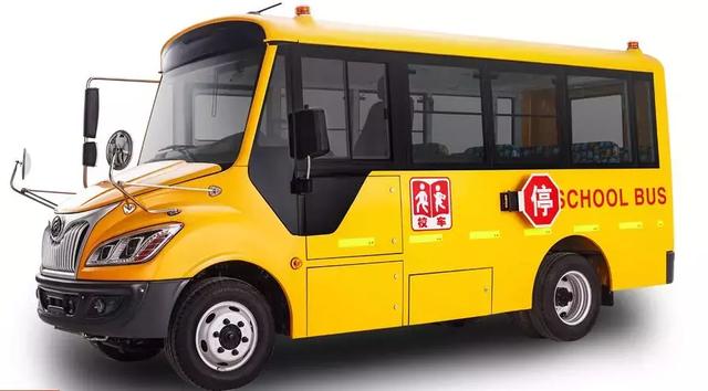 漲知識(shí)！為啥校車都長著一個(gè)長鼻子？