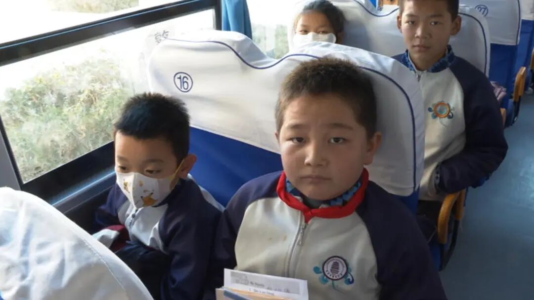 敦煌：校車擴容升級 教育惠民“加速”