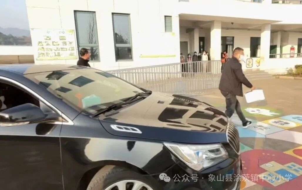 聚焦校車安全，筑牢生命防線——涂茨小學校車安全應急演練紀實