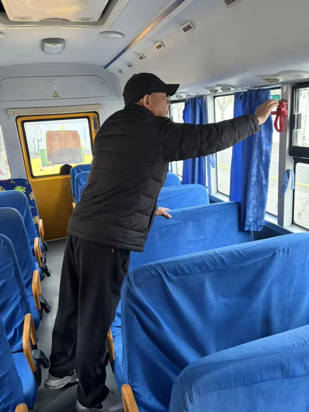 新學期·守安全｜校車安全專項檢查，把好每一道安全關口