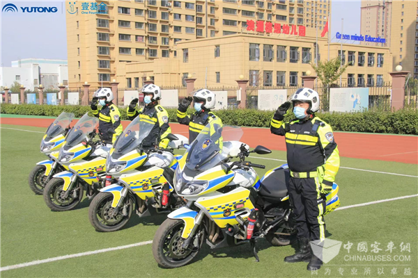 讓交通安全根植孩子心底，宇通&amp;amp;壹基金交通安全公益行走進(jìn)魯鄂兩省