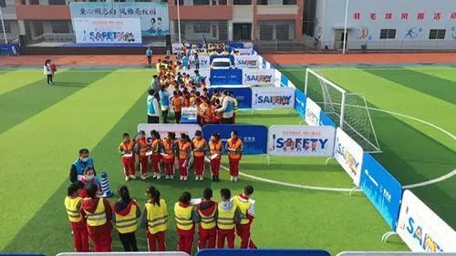 宇通&amp;壹基金兒童交通安全公益行走進市一小