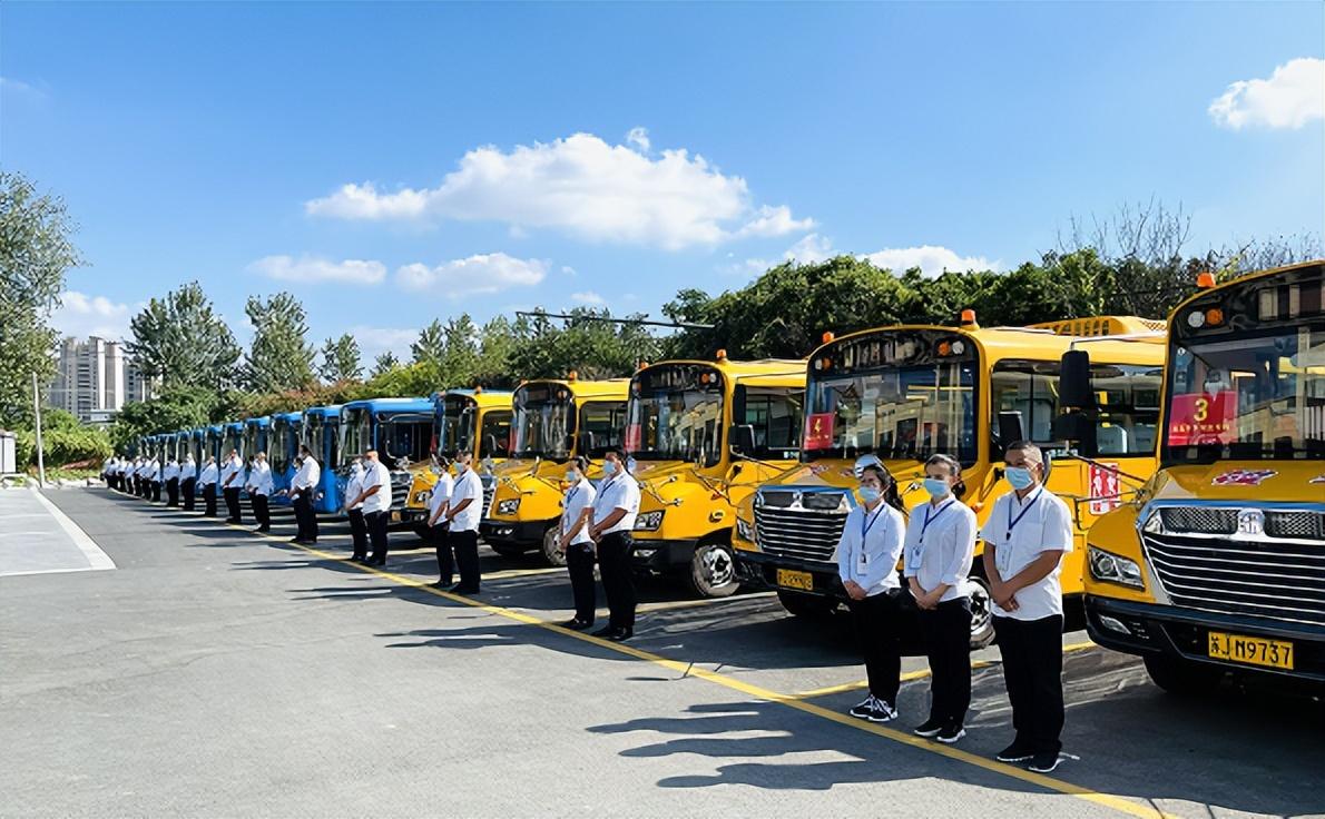 情系鄉村百姓 愛惠莘莘學子——濱海交通控股集團開展校車服務工作紀實