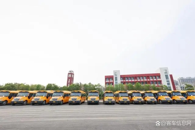 黃驊校車聯(lián)手宇通，把公益做成事業(yè)