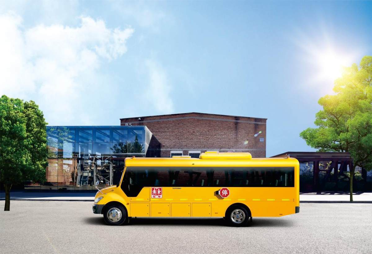 做通勤路上的“鋼鐵防線”，宇通校車實景演練護航上學路