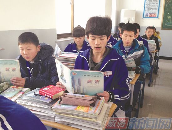 乳山新建兩所學校增配67輛校車 學生表示很幸福