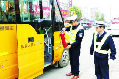 天長：校車冬季安全檢查