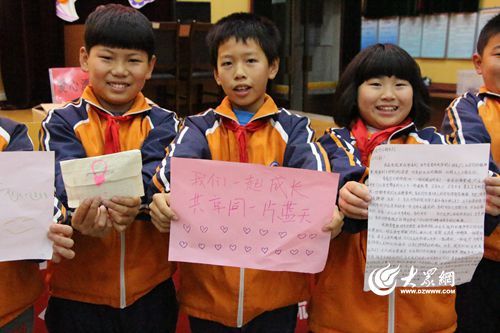 交運(yùn)溫馨校車公司“愛心漂流站”三天收兩千件衣物 已寄往云南山區(qū)