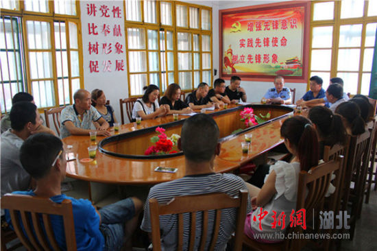 湖北建始警方整治幼兒園校車問題效果良好