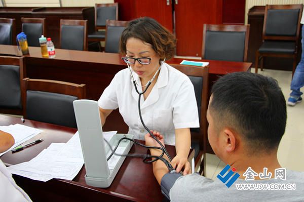 江蘇鎮(zhèn)江車管所提前部署校車安全管理工作 全力消除安全隱患