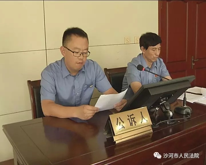 校車(chē)超載已入刑 危險(xiǎn)駕駛受懲罰--沙河法院審結(jié)一起危險(xiǎn)駕駛罪案件