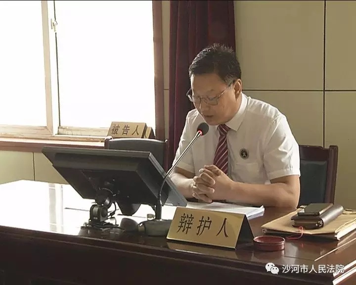 校車(chē)超載已入刑 危險(xiǎn)駕駛受懲罰--沙河法院審結(jié)一起危險(xiǎn)駕駛罪案件