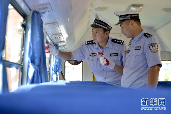 河北邢臺：校車“體檢”待開學