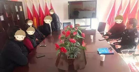 深入校園座談 落實(shí)校車安全