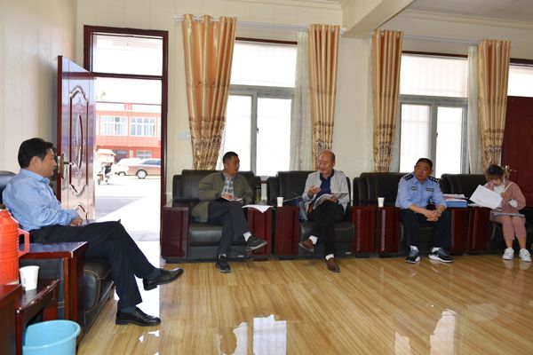 霍邱縣教育局開展校車安全督查指導工作