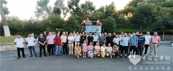 硬實力鑄就新航道 歐輝校車黃岡區域年中商務會探討了這些大事