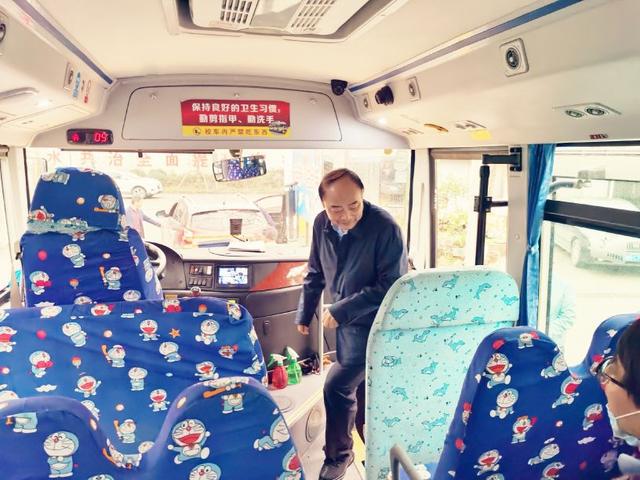 紹興：內(nèi)蒙古自治區(qū)代表團蒞臨上虞考察校車智能防碰撞安全系統(tǒng)