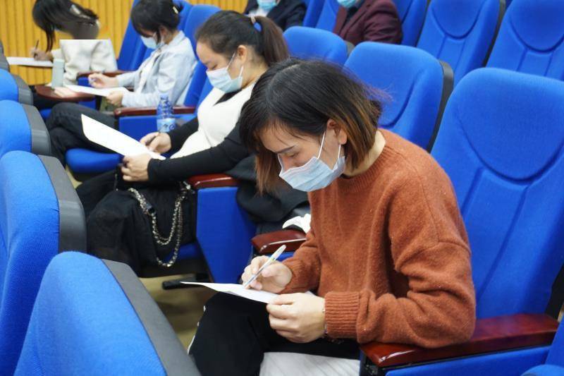 東莞橋頭開展校車管理員、司機交通安全培訓與考核