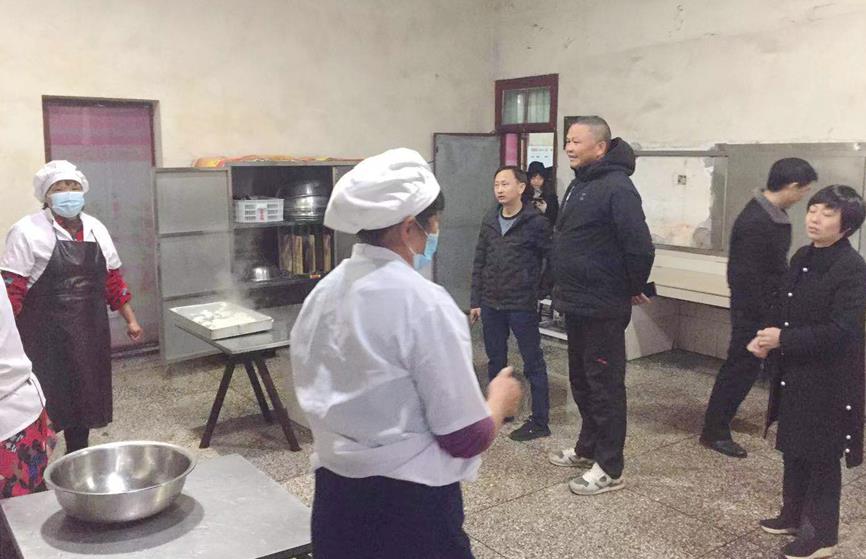 架橋鎮(zhèn)開展冬季校車和食品安全專項(xiàng)檢查