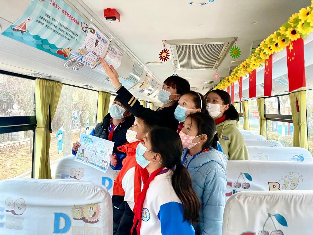 溫馨校車助力創城，多種形式宣傳垃圾分類