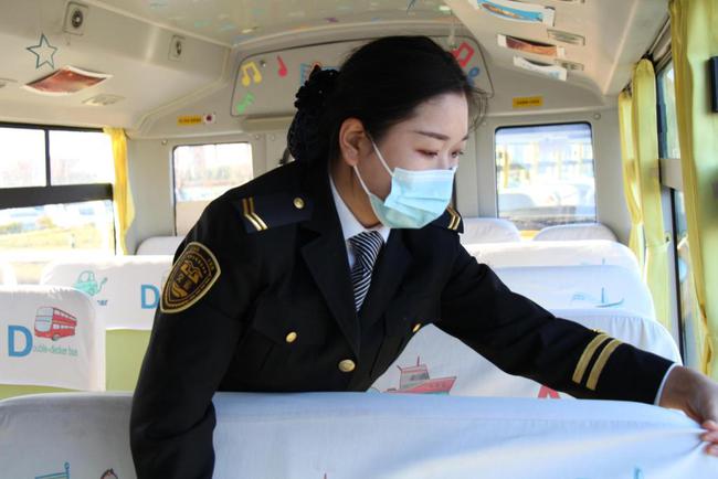 用心服務乘車孩子，她成了孩子們的“好阿姨”