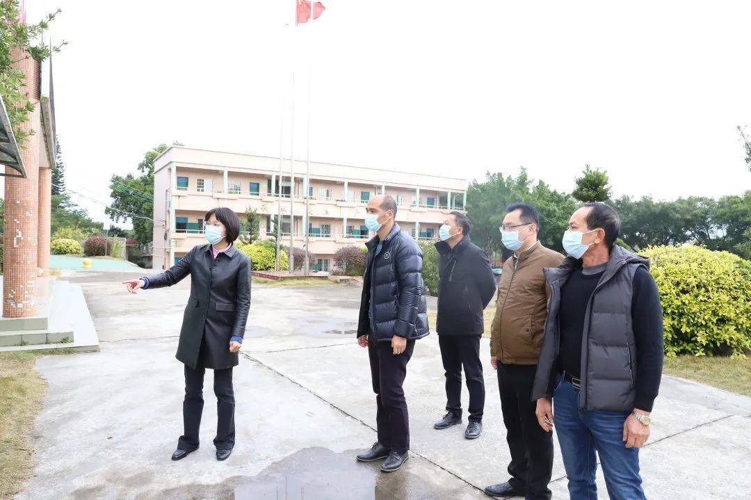 南山鎮開展校車安全專項調研工作