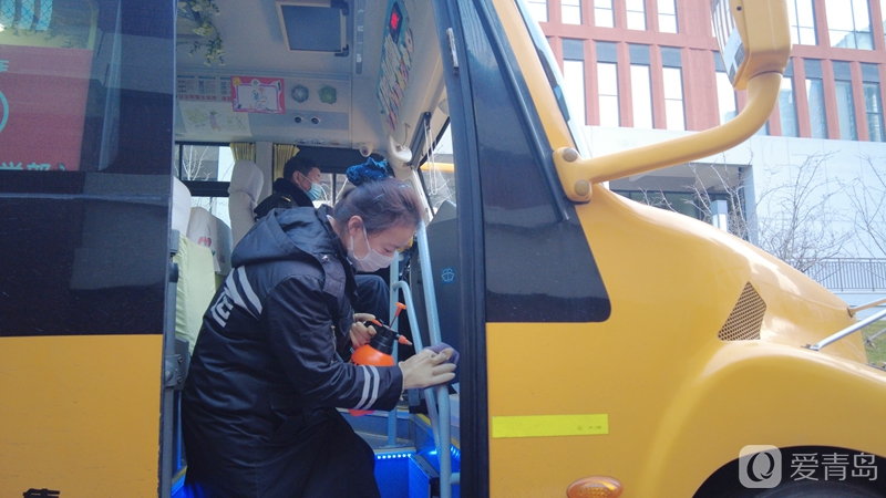 黨員先鋒｜退伍不褪色的校車照管員——劉冰