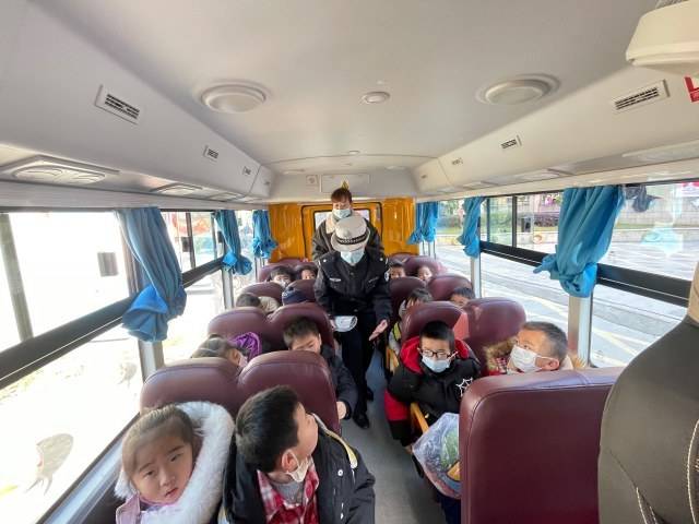 古田交警大隊開展開學季校車安全檢查筑牢安全防線