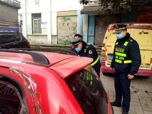 清鎮市嚴厲打擊“黑校車” 為學生出行安全保駕護航