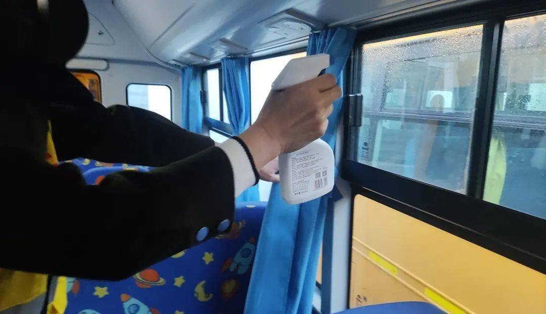 走起！跟著記者一起體驗錫林浩特校車