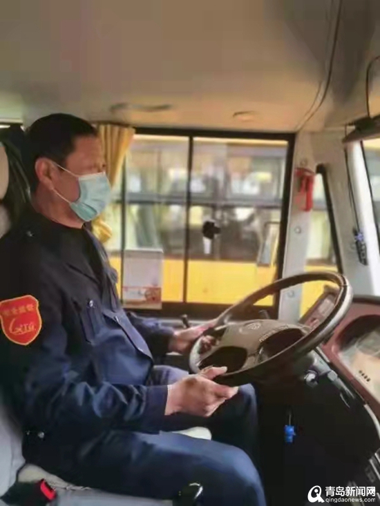 暖心！校車駕駛員即將退休 青大附中學生寫信送別