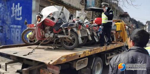 新邵縣龍溪鋪鎮開展校車安全隱患排查整治行動