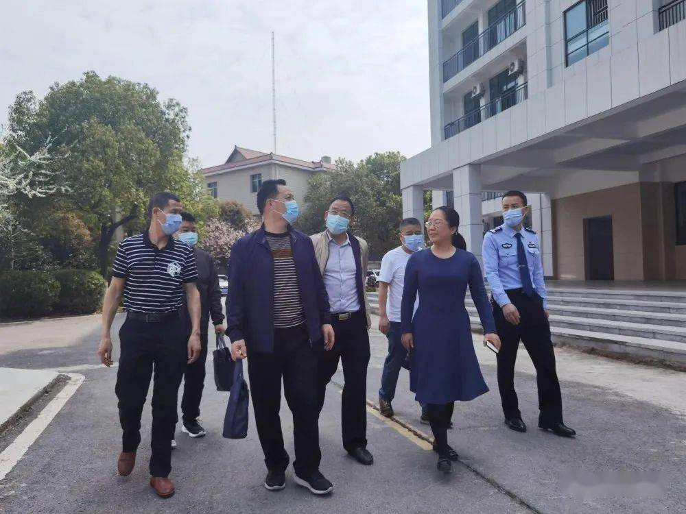 清遠(yuǎn)粵運(yùn)開(kāi)展2022年春季校車(chē)安全教育講座及校車(chē)火災(zāi)事故應(yīng)急救援演練活動(dòng)