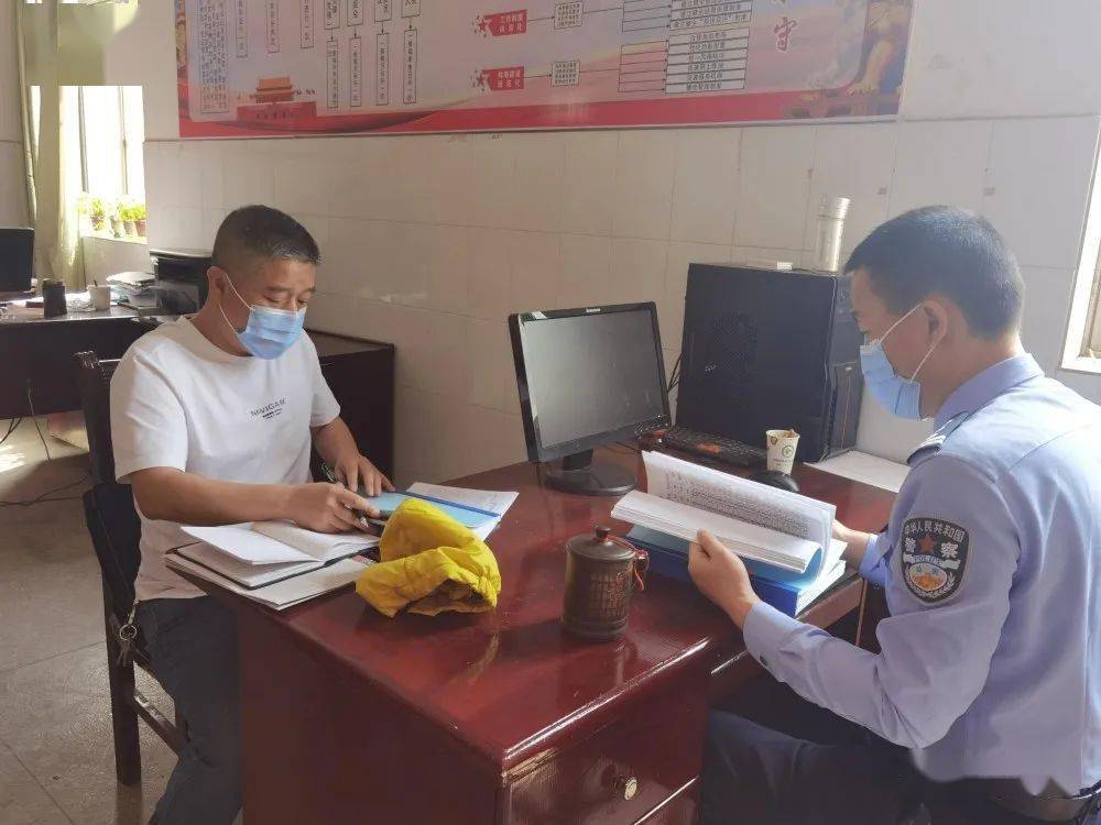 清遠(yuǎn)粵運(yùn)開(kāi)展2022年春季校車(chē)安全教育講座及校車(chē)火災(zāi)事故應(yīng)急救援演練活動(dòng)