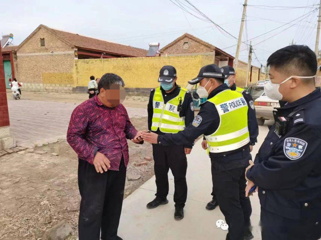 臨清“黑校車”超員，被開萬元罰單！